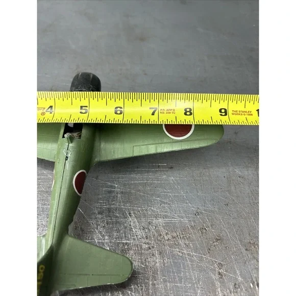 Tamiya Mitsubishi A6M5 Zero Fighter 1/72 Built Painted Missing Parts Model Plane - Picture 10 of 11